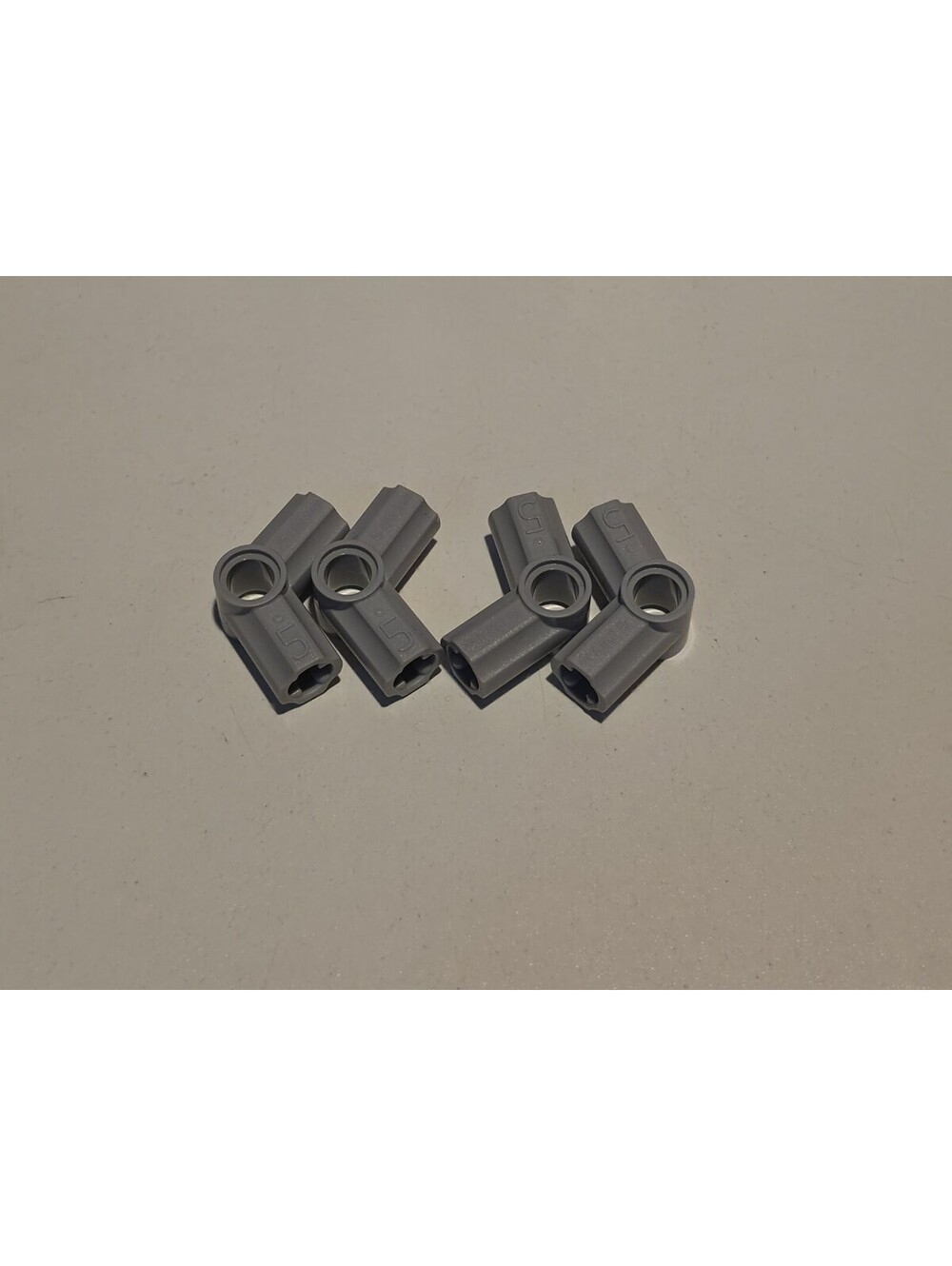 LEGO 4 Light Gray Technic, Axle & Pin Connector Angled #5 - 112.5 degrees, 32015